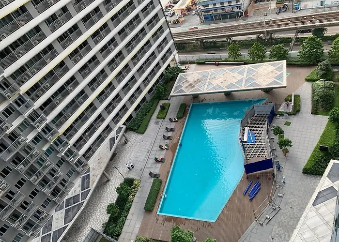 Apartment Stylish Haven In Vibrant Greenfield, Mandaluyong
